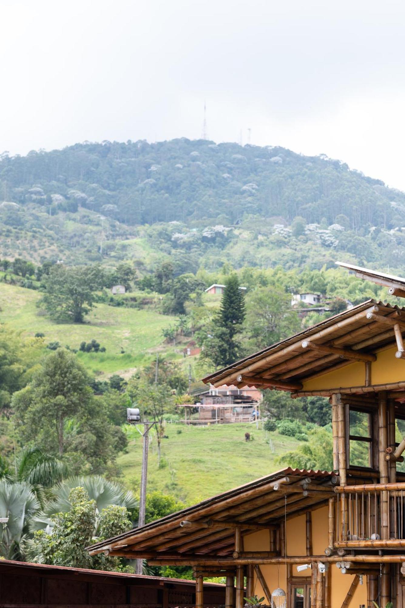 Hotel Pachamama Campestre Dosquebradas ภายนอก รูปภาพ